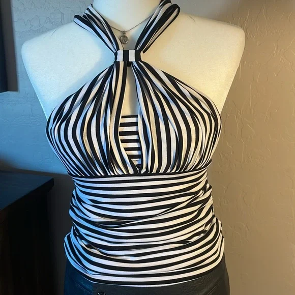 white house black market Black and White Striped Halter Top - Picture 5 of 7